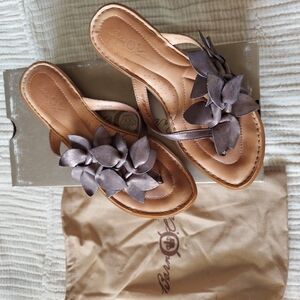 Born Crown Bronze Floral Sandal, size 8.